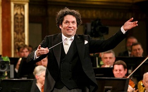 GUATVO DUDAMEL. EL NUEVO HERALD.jpg